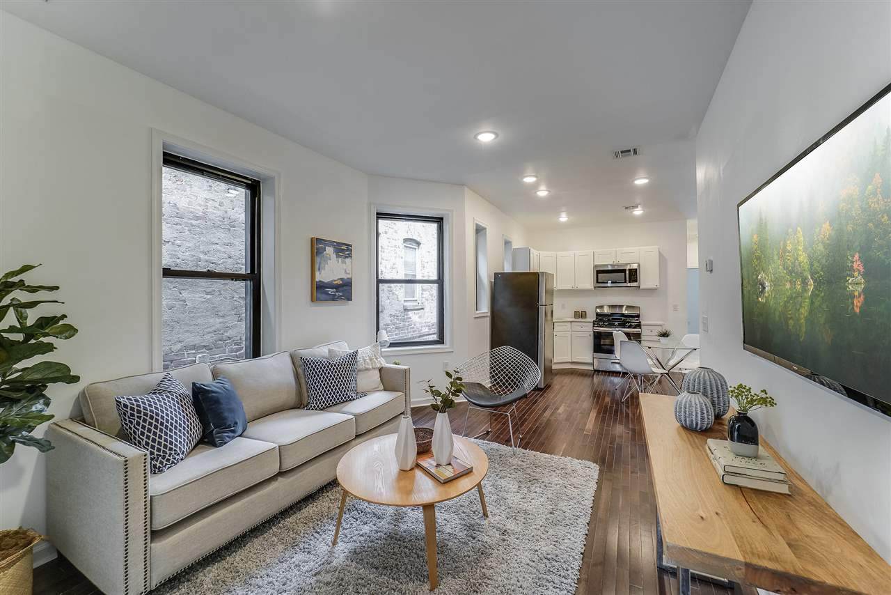432 Wayne St - Photo 1