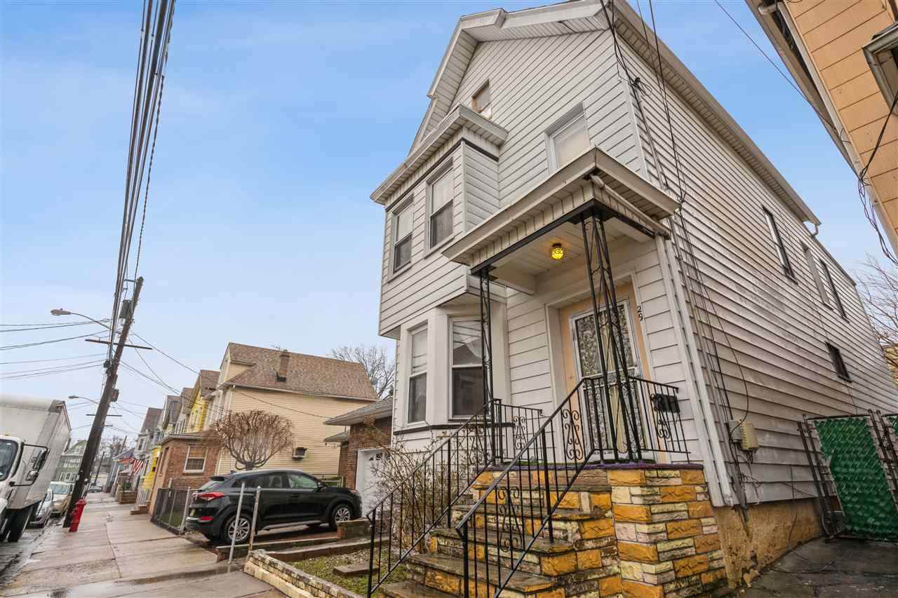 29 Maple St - Photo 1