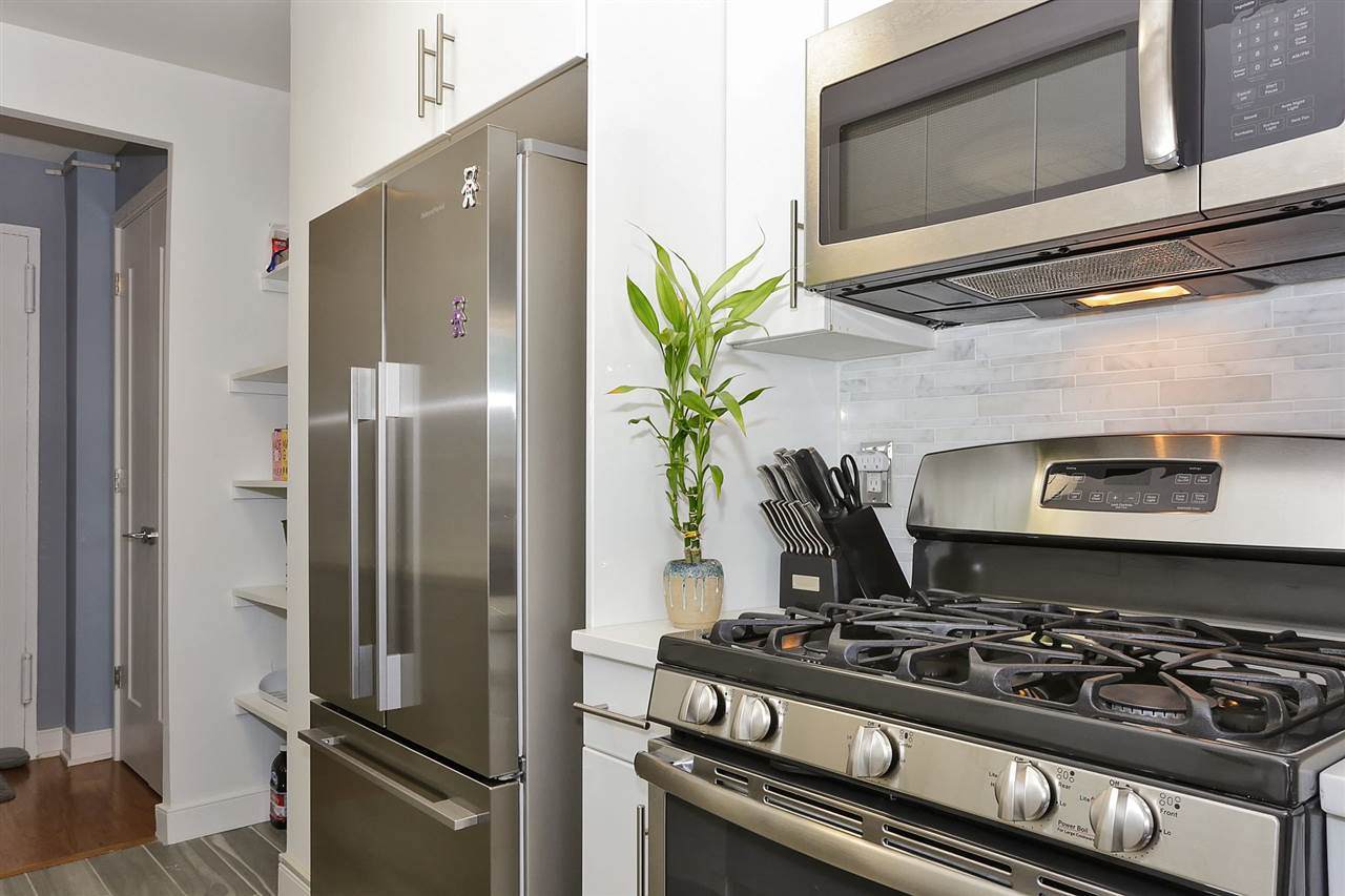 500 Central Ave - Photo 1