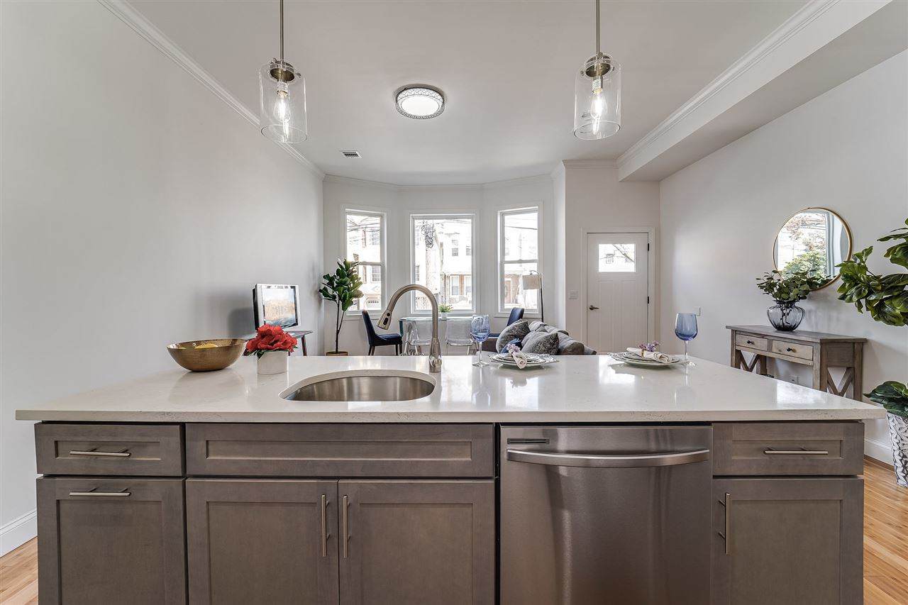 69 Charles St - Photo 1