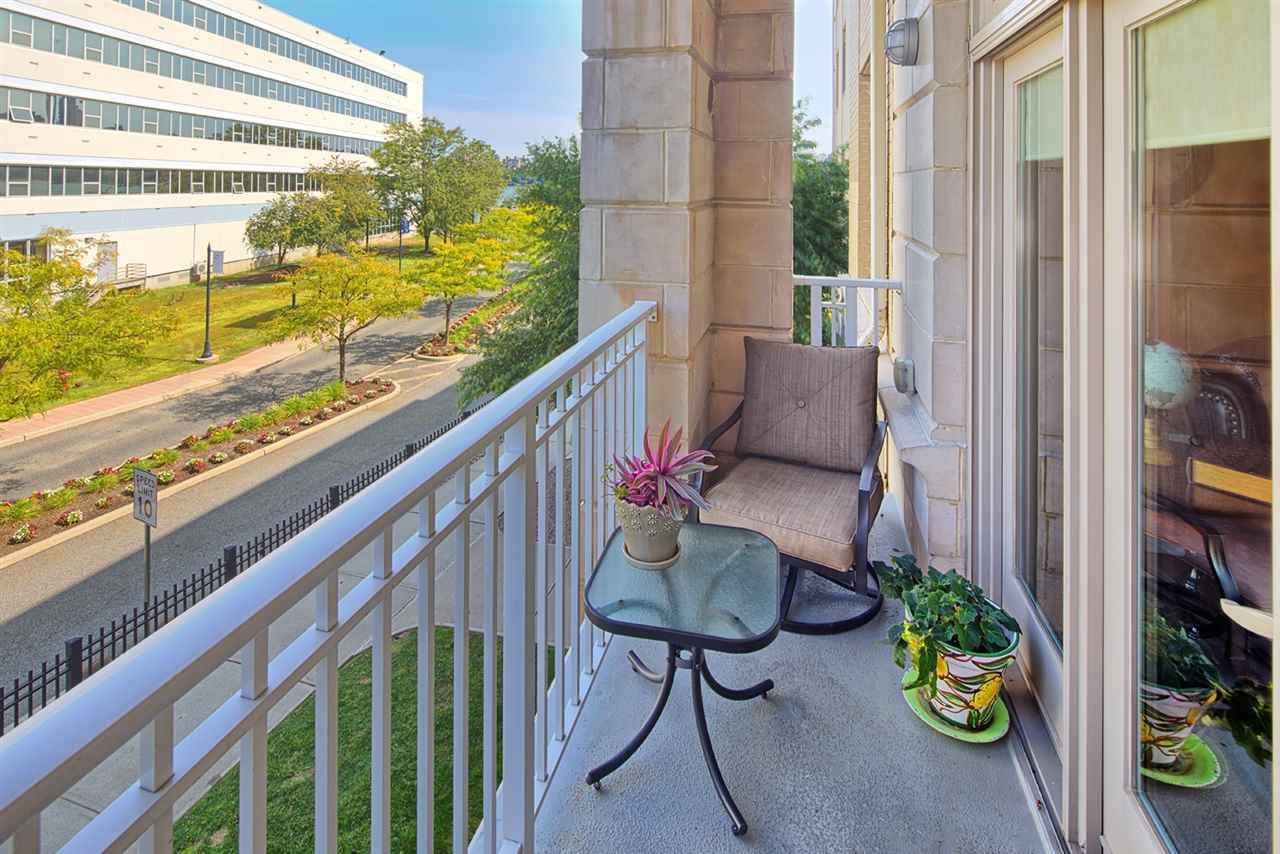 7400 River Rd - Photo 1