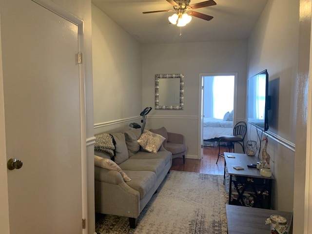 520 Jefferson St - Photo 1