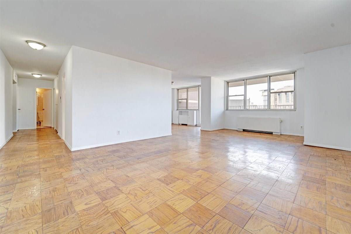 6040 Blvd East - Photo 1