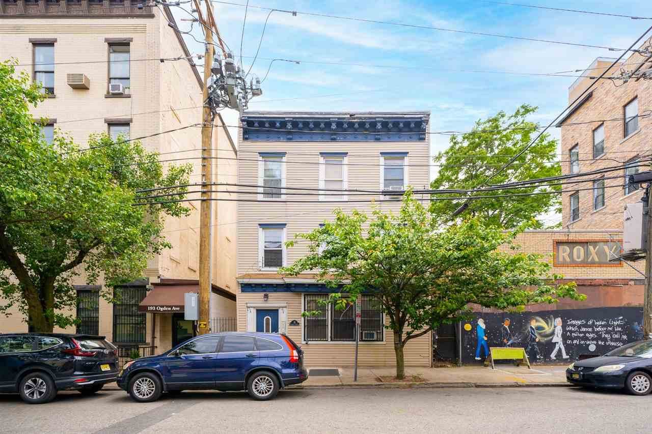 29 Franklin St - Photo 1