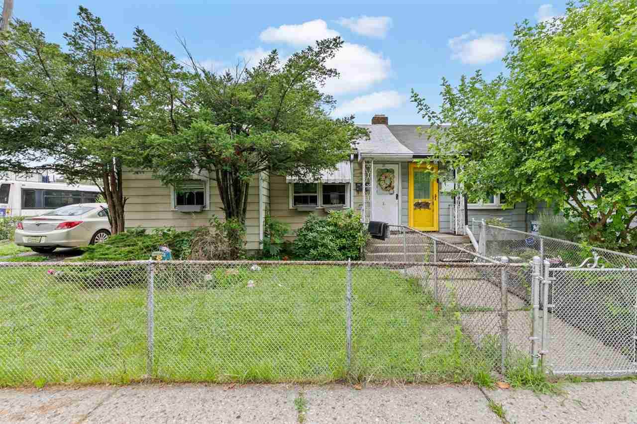 21 Merritt St - Photo 1
