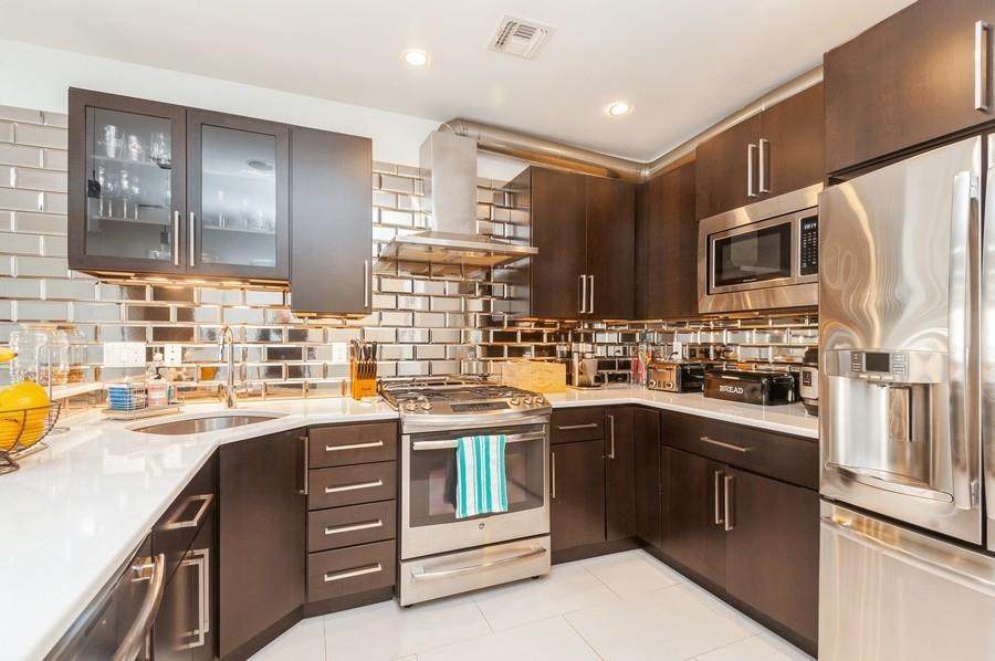 626 Grand St - Photo 1