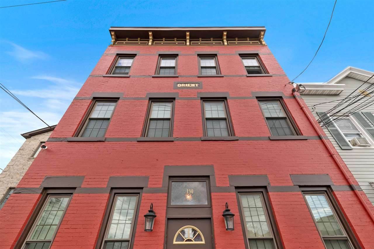 190 Orient St - Photo 1