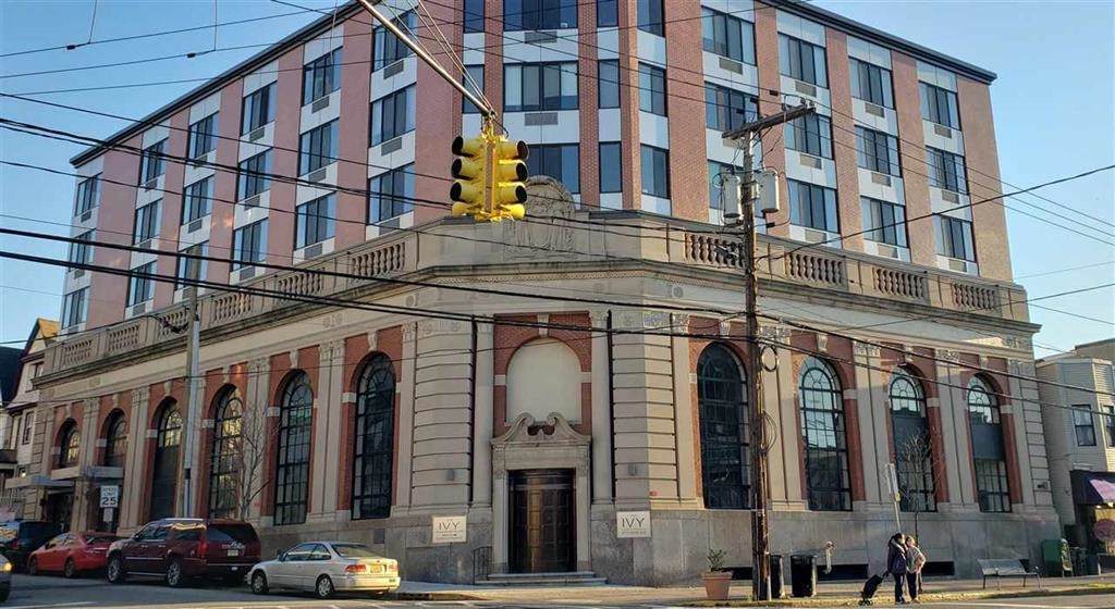 4710 Park Ave - Photo 1