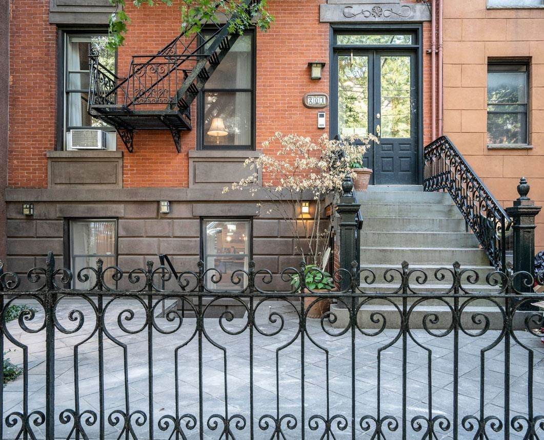204 Garden St - Photo 1