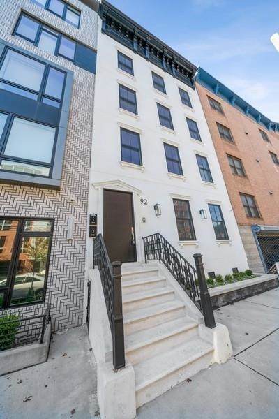92 Jefferson St - Photo 1
