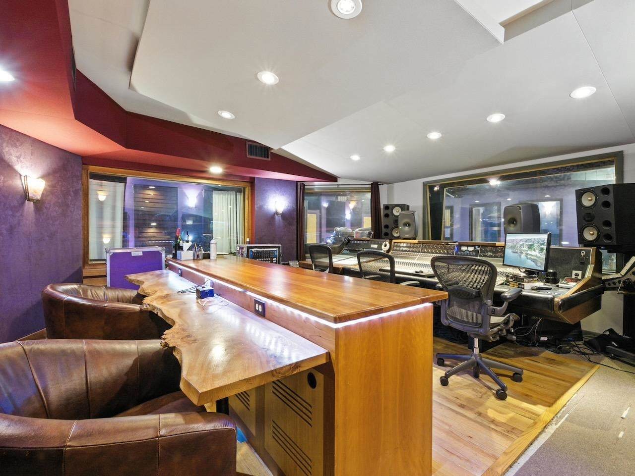 514 Monastery Pl - Photo 1