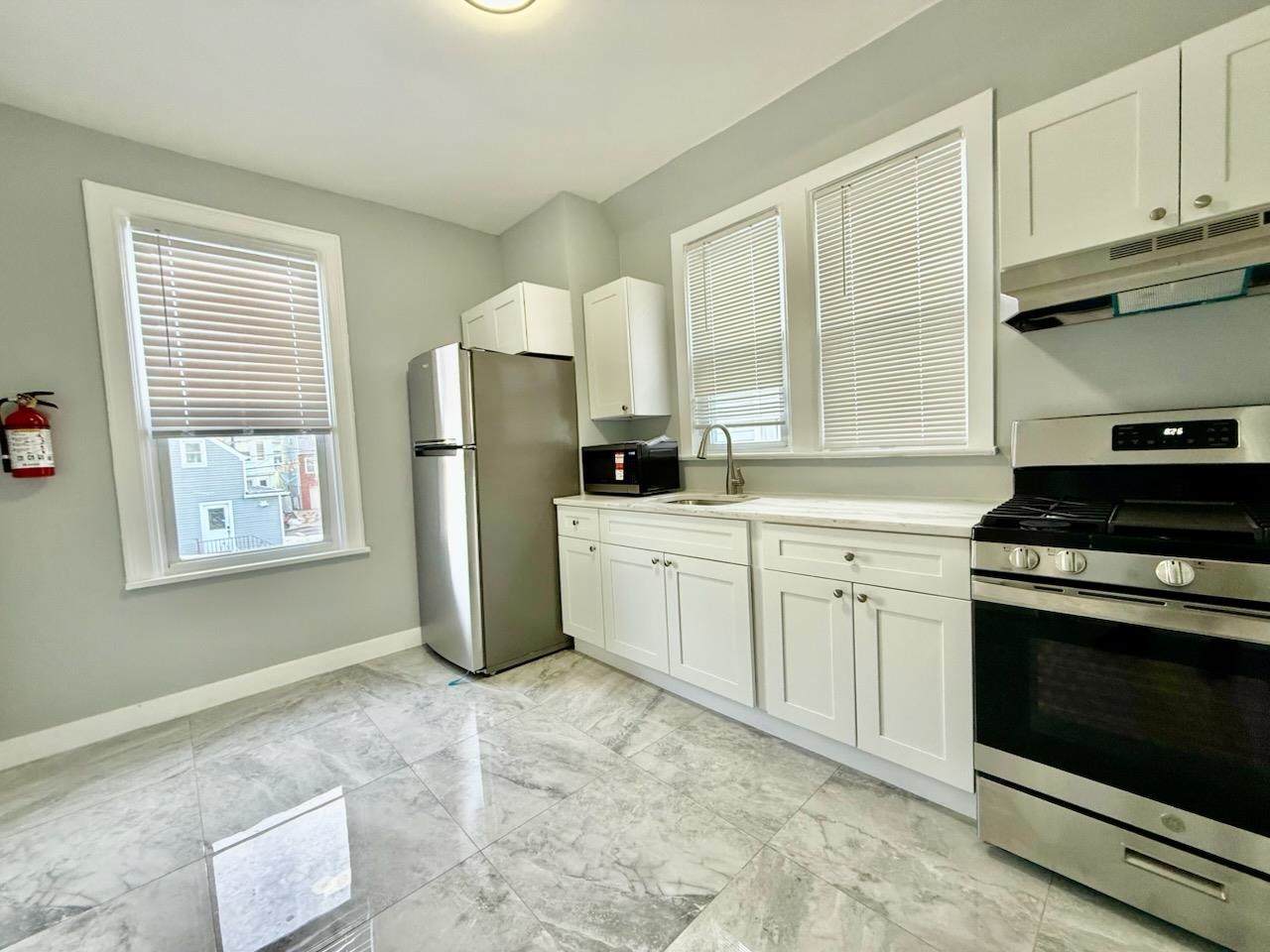 308 Pearsall Ave - Photo 1