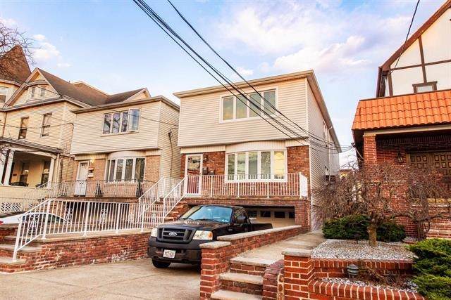 230 Avenue A - Photo 1