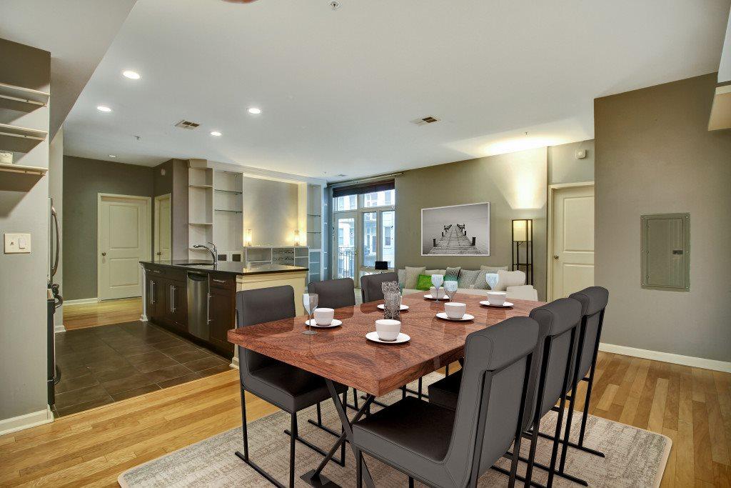 1100 Adams St - Photo 1