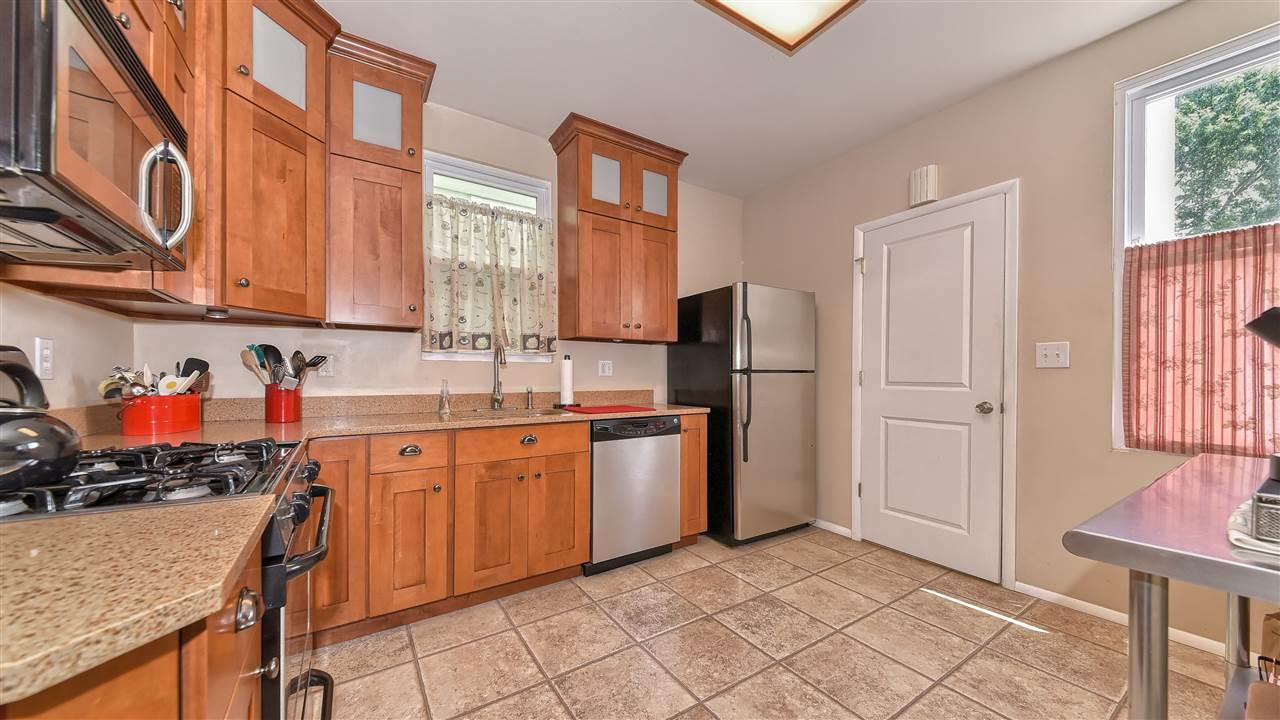 44 Humphrey Ave - Photo 1