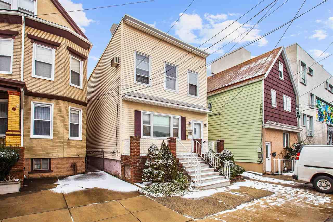 360 Avenue C - Photo 1