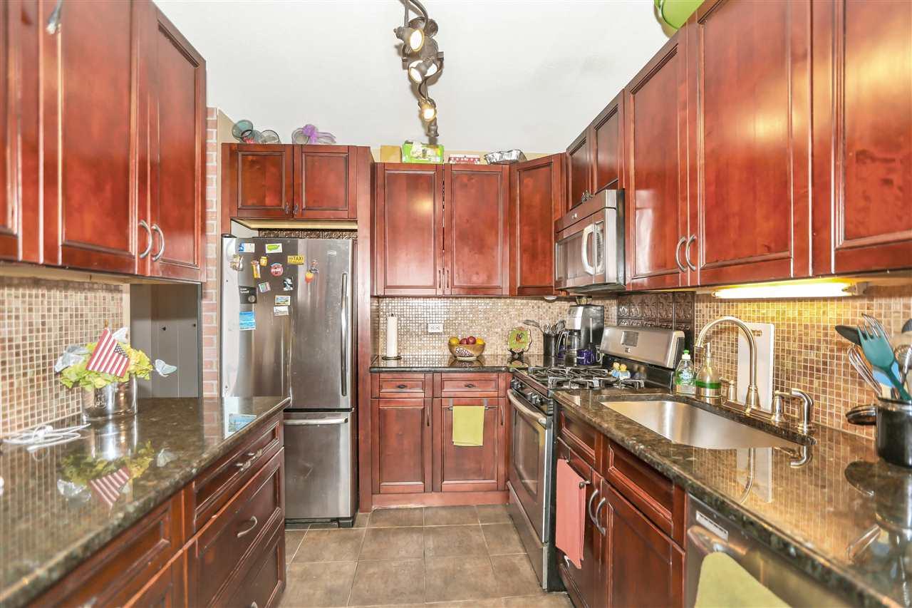 7004 Blvd East - Photo 1