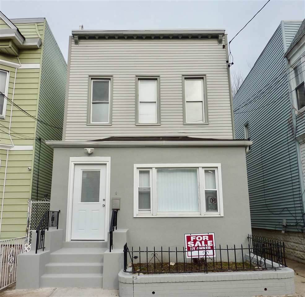 144 Van Nostrand Ave - Photo 1