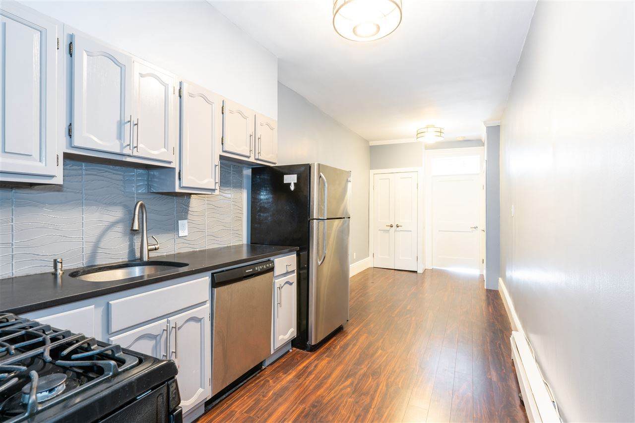 114 Washington St - Photo 1