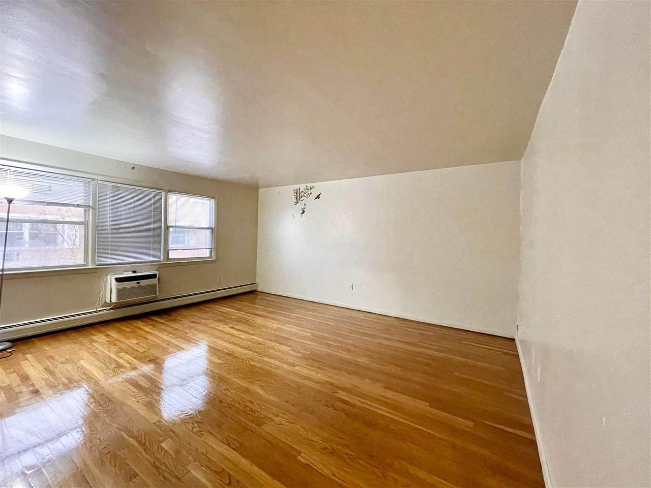 1342 Paterson Plank Rd - Photo 1