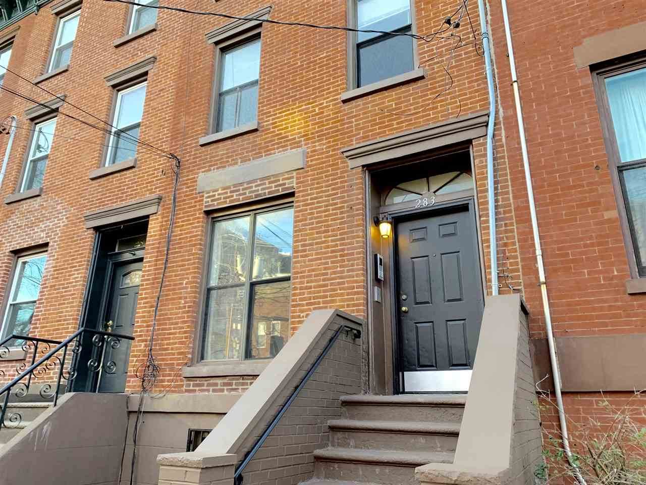 283 Monmouth St - Photo 1