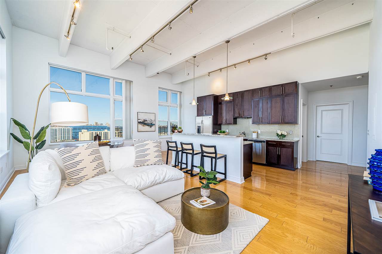 1500 Washington St - Photo 1