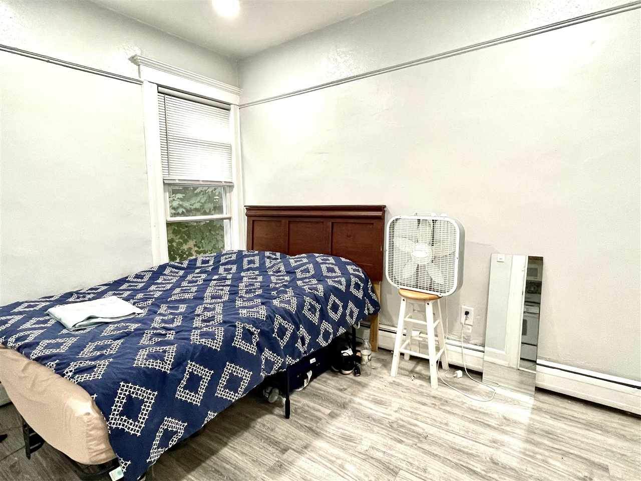141 Dekalb Ave - Photo 1