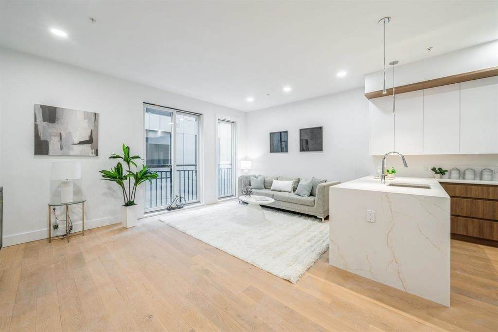 160 Brunswick St - Photo 1