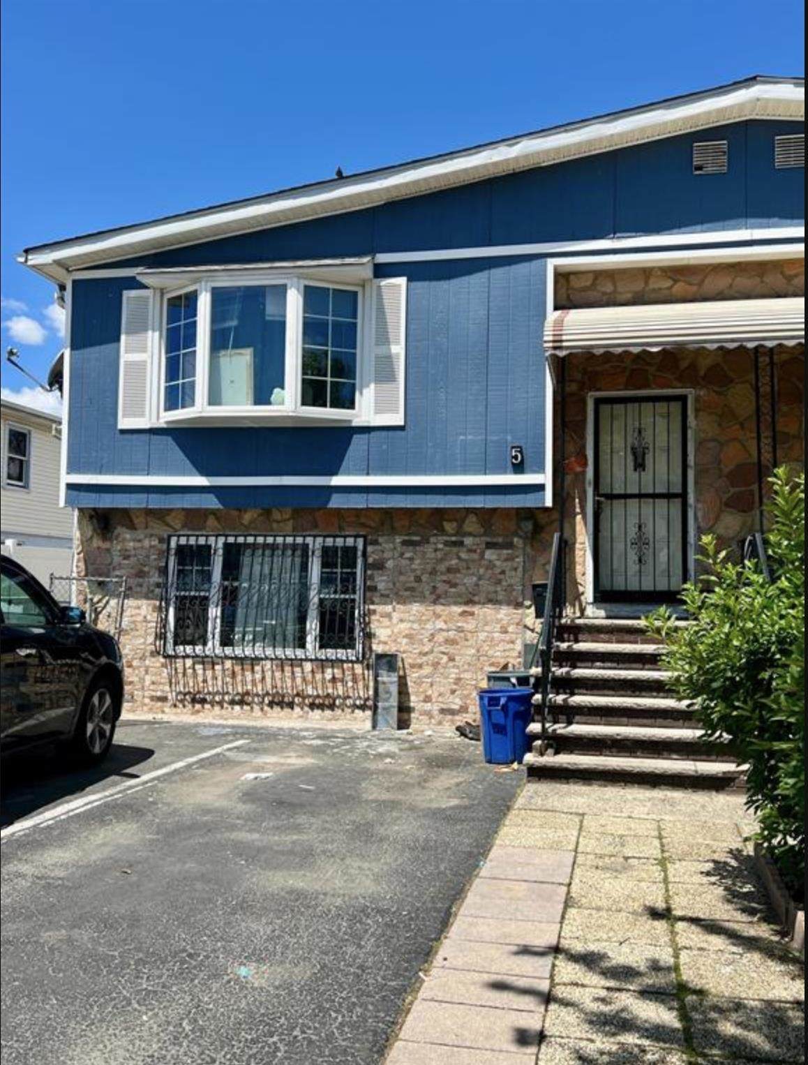 5 Chopin Ct - Photo 1
