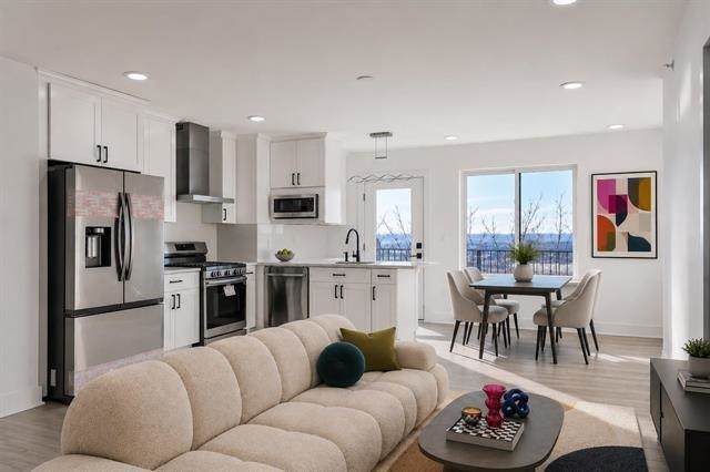 2601 Jane St - Photo 1