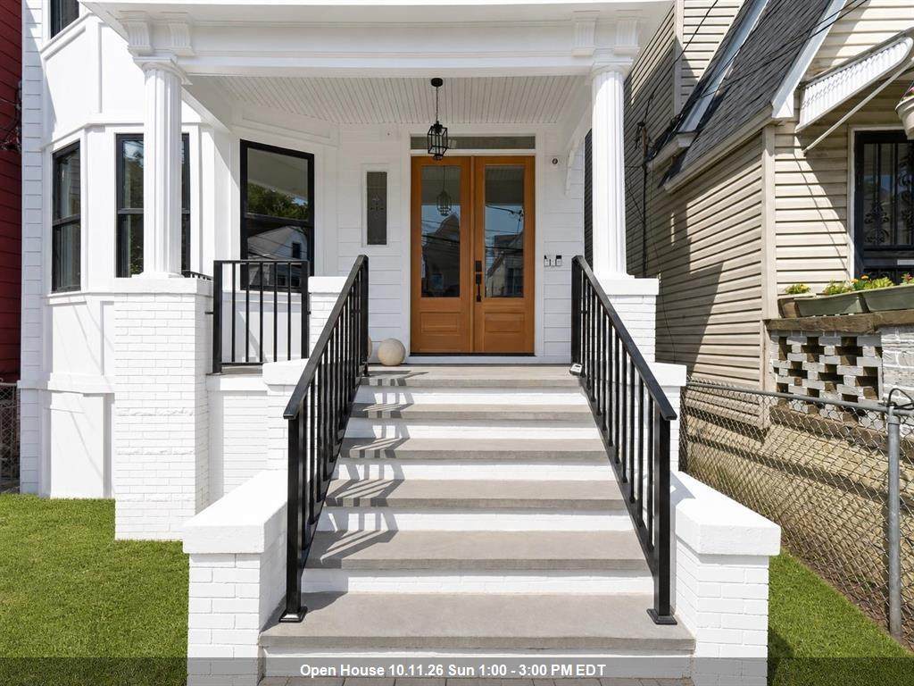 202 Fairview Ave - Photo 1