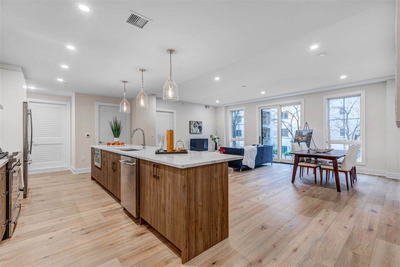 326 Grand St - Photo 1