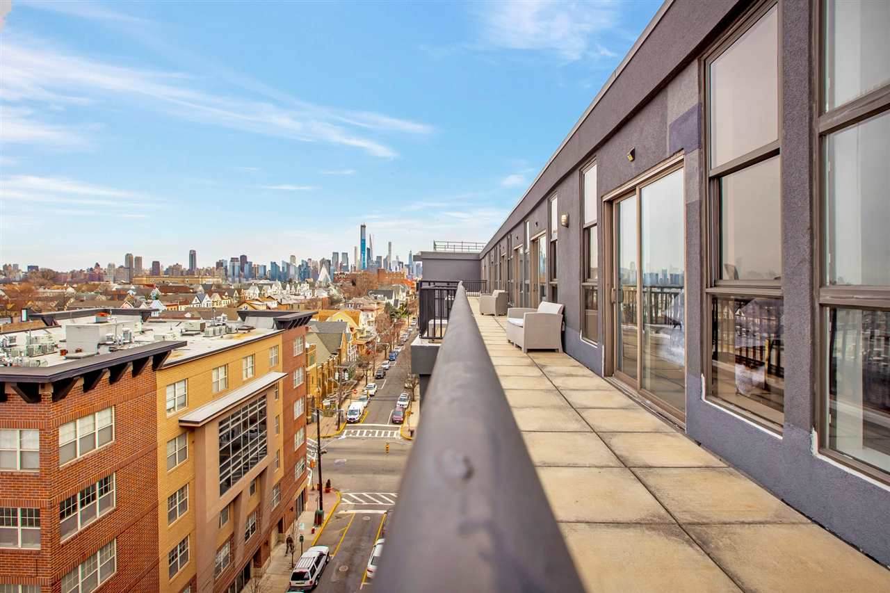 4315 Park Ave - Photo 1
