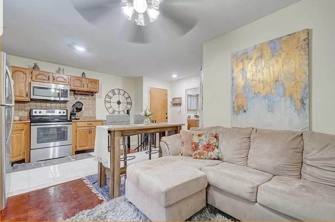 207 Prospect Ave - Photo 1