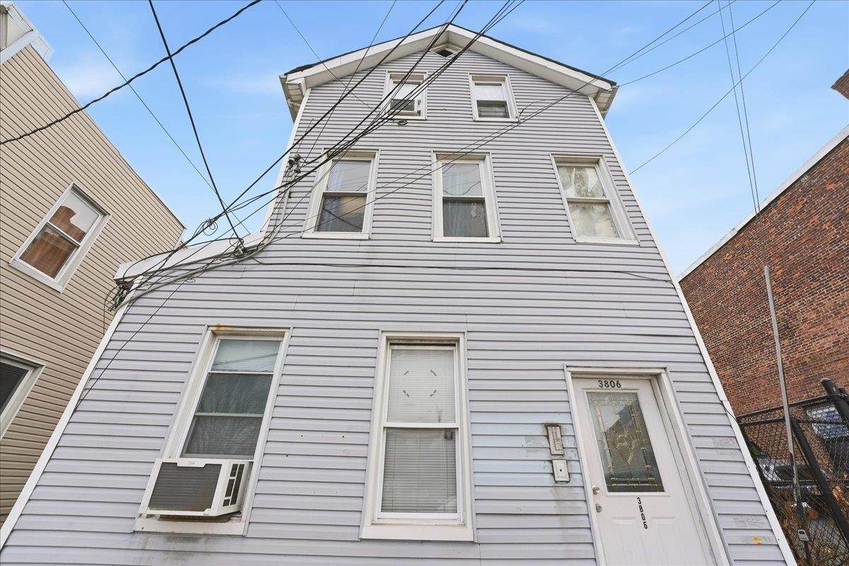 3806 32ND ST - Photo 1