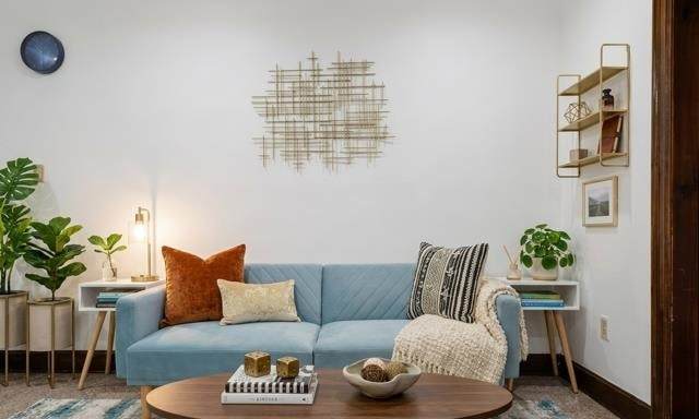 164 Ogden Ave - Photo 1