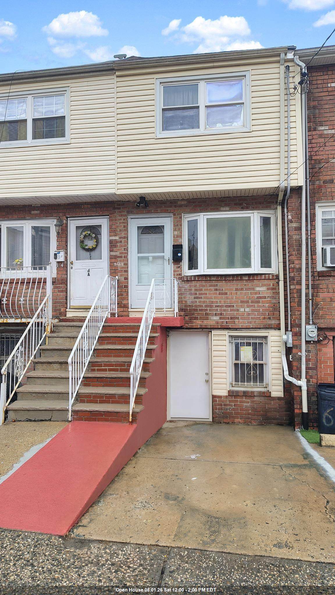 8 Van Nostrand Ave - Photo 1