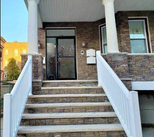 6 50TH ST - Photo 1