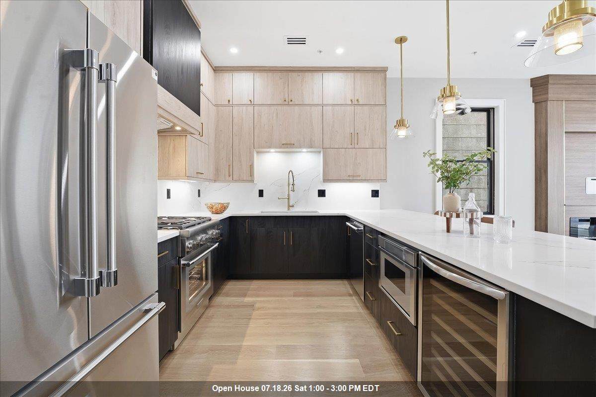 134 Hancock Ave - Photo 1