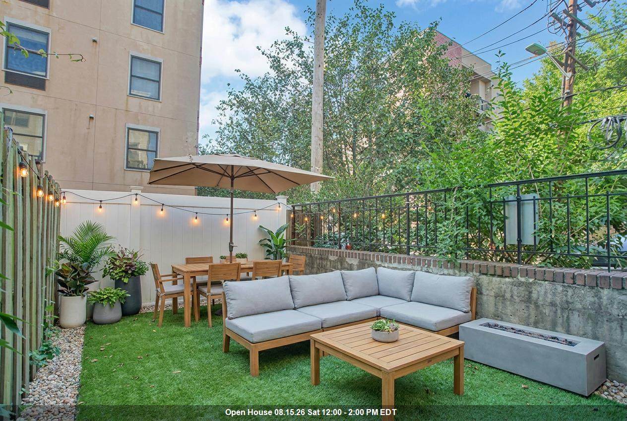 132 Jackson St - Photo 1