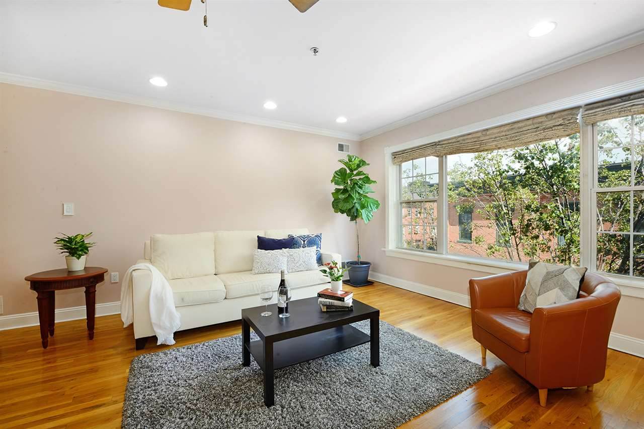 99 Park Ave - Photo 1