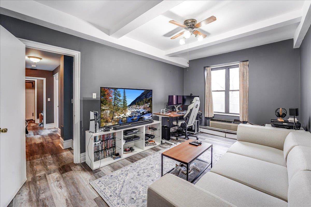 50 Glenwood Ave - Photo 1