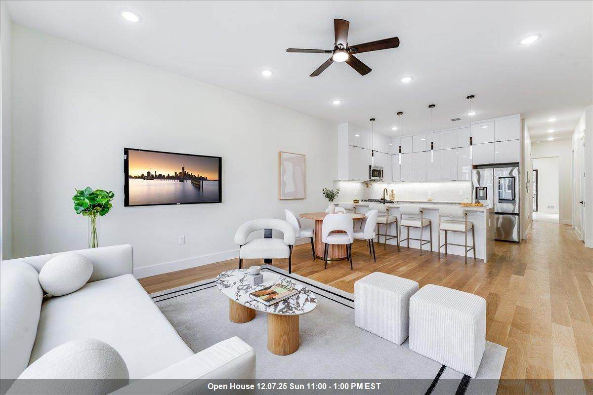 177 Wilkinson Ave - Photo 1