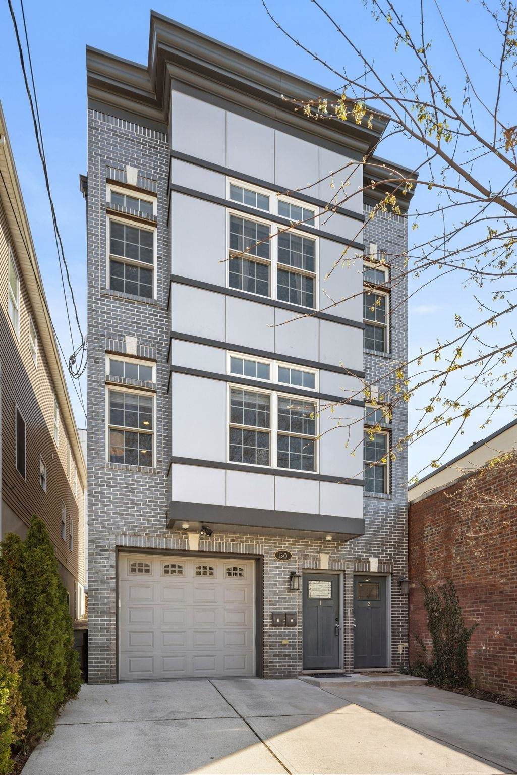 50 Columbia Ave - Photo 1
