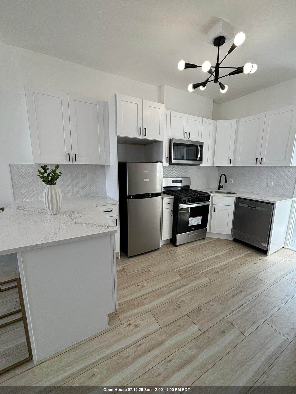 301 3RD ST - Photo 1
