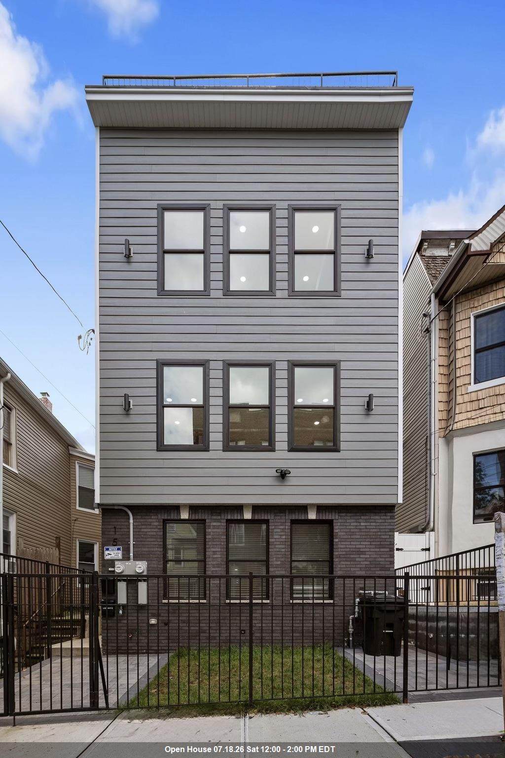 15 Fulton Ave - Photo 1