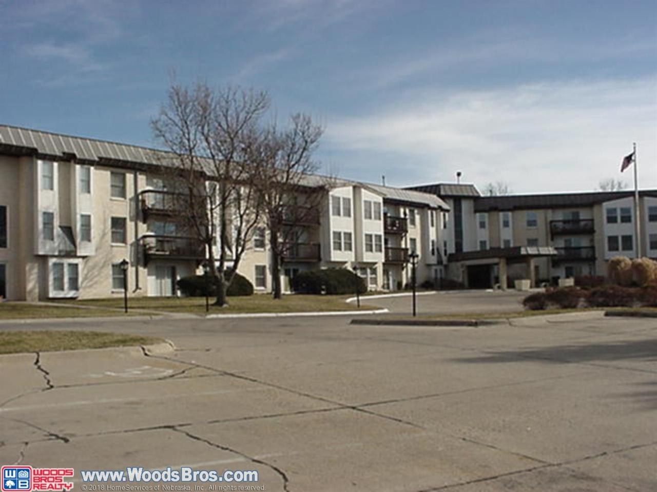 4000 56 Street - Photo 1