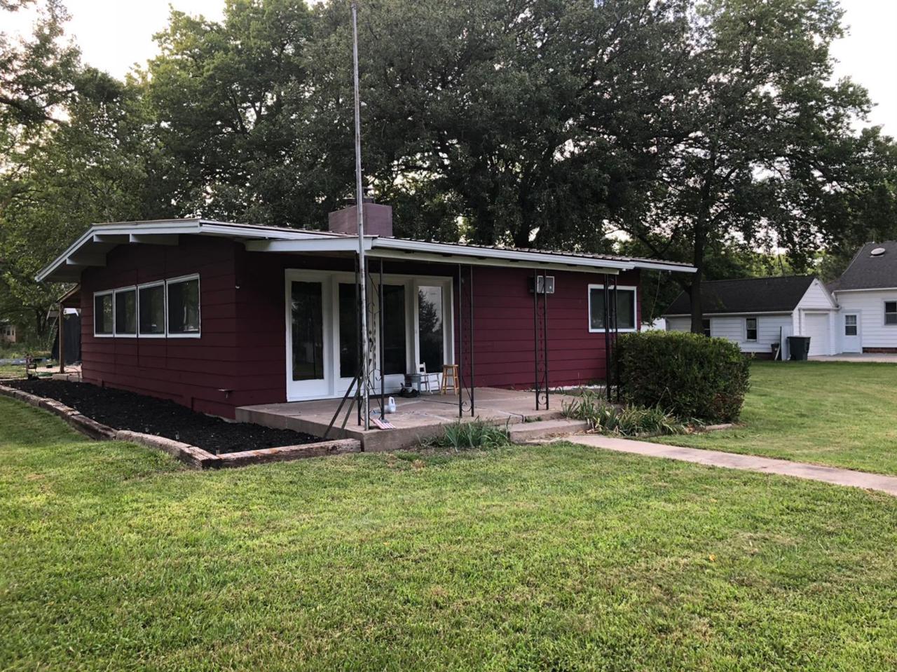 209 Butler Street - Photo 1
