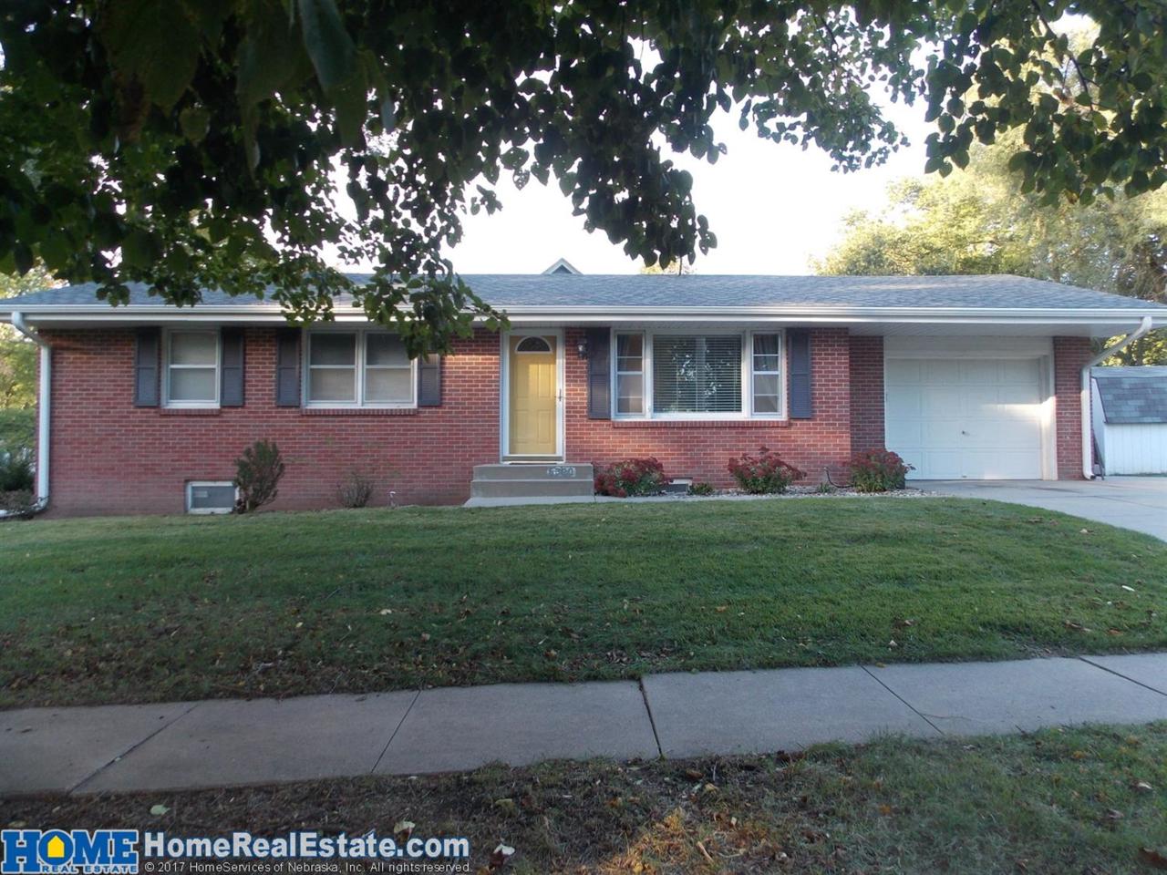 5300 Lillibridge Street - Photo 1