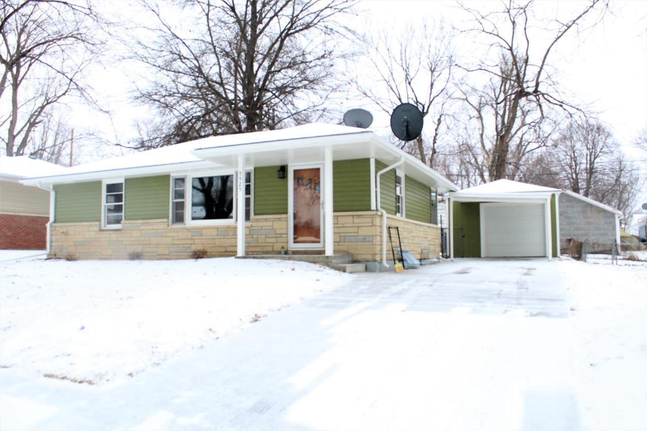 5525 Sumner Street - Photo 1